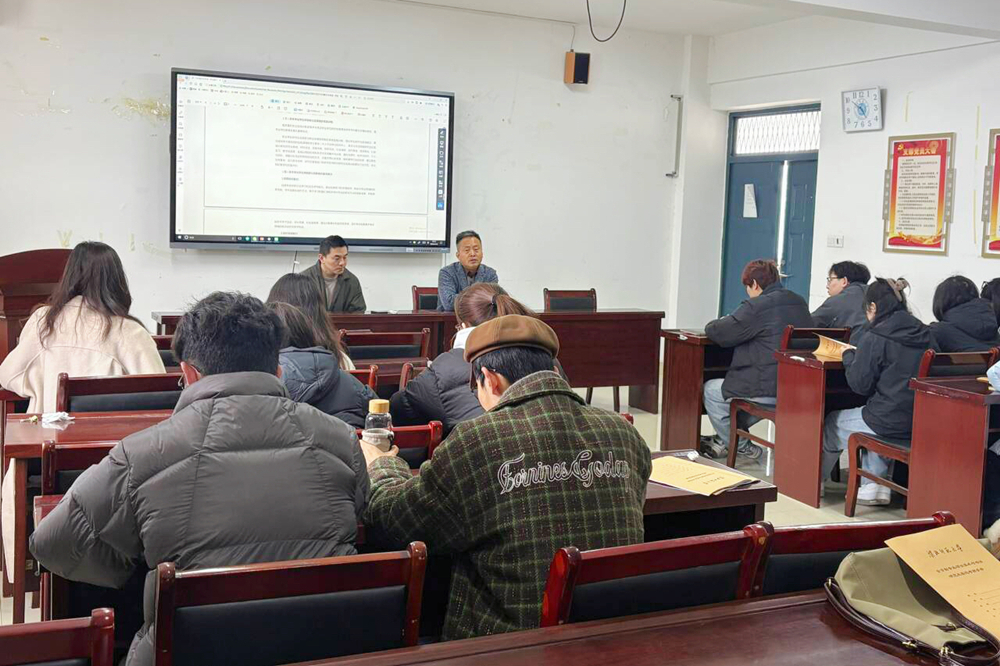 f41a0f38587b45e2a1bfbddf99f8a918.jpg f41a0f38587b45e2a1bfbddf99f8a918.jpg